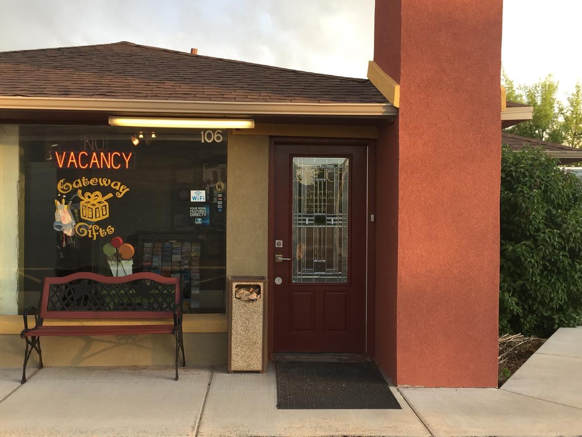 Gateway Inn Lyman Bagian luar foto